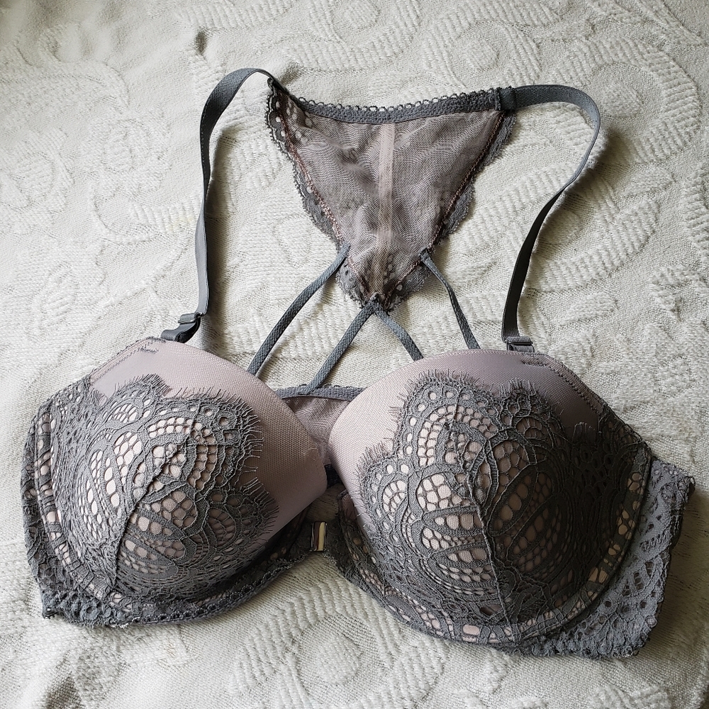 Victoria secret lace bra front closure 36D